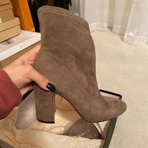 BCBGeneration Bootie